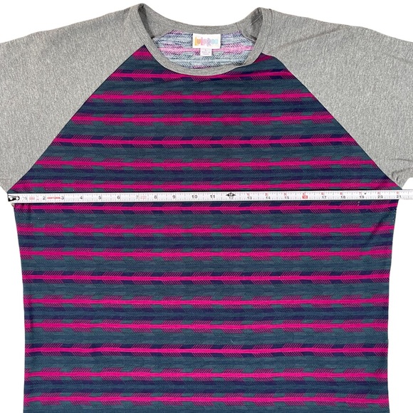 Lularoe size large shirt pink/purple & dark grey arrows/stripes gray 3/4 sleeves - Picture 5 of 13